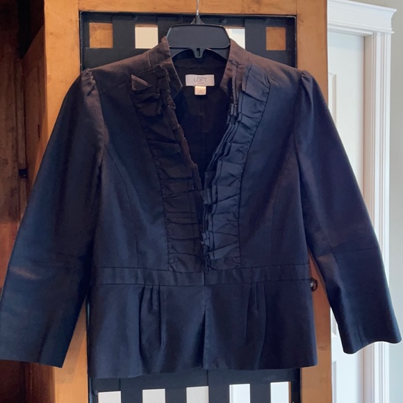 Ruffled Black blazer - Picture 1 of 6